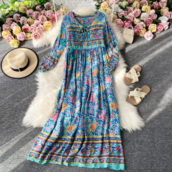 Posed long skirt retro Bohemian loose floral long beach holiday dresses