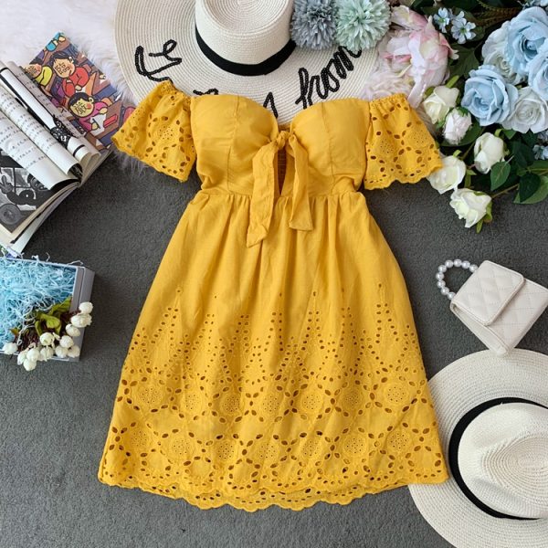 off-Shoulder Cotton Embroidered Backless Lace-up Tube Top High Waist Solid Color Dress Short Sleeve Holiday Dress with Chest Pad