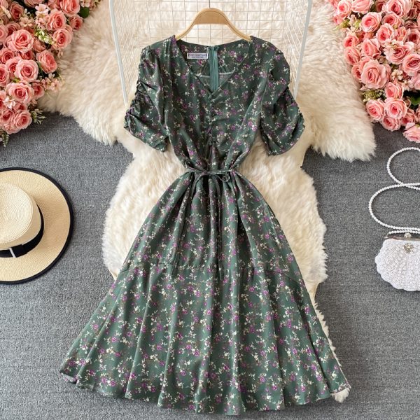 Summer Korean New Slimming Fitted Waist Sweet Puff Sleeve Gentle First Love V-neck Floral Chiffon Dress - Image 4