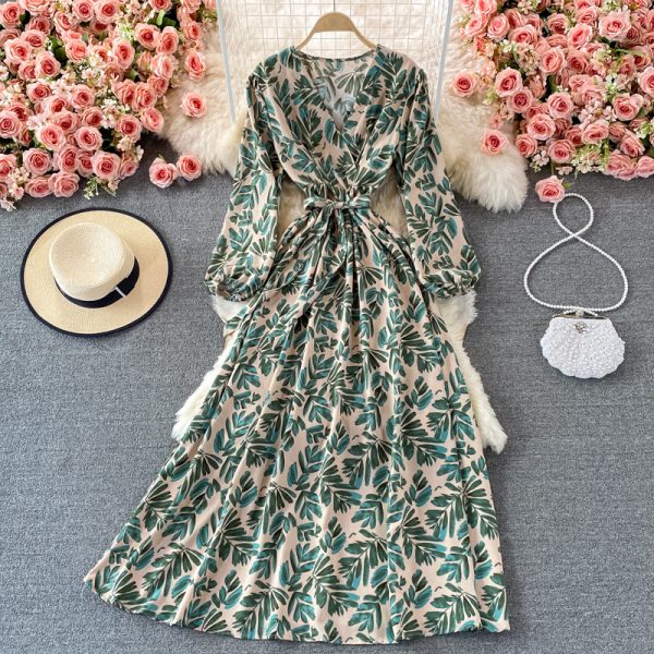 Lightly Mature Printed V-neck Dress Summer Gentle Graceful Puff Sleeve Tight Waist Super Fairy Swing Dress