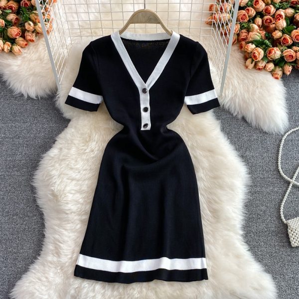Knitted Dress for Womensummer New Mid-Length Slim-Fit Slimming V-Neckline Contrast Color Waist-Tight Short Hip Skirt - Image 3